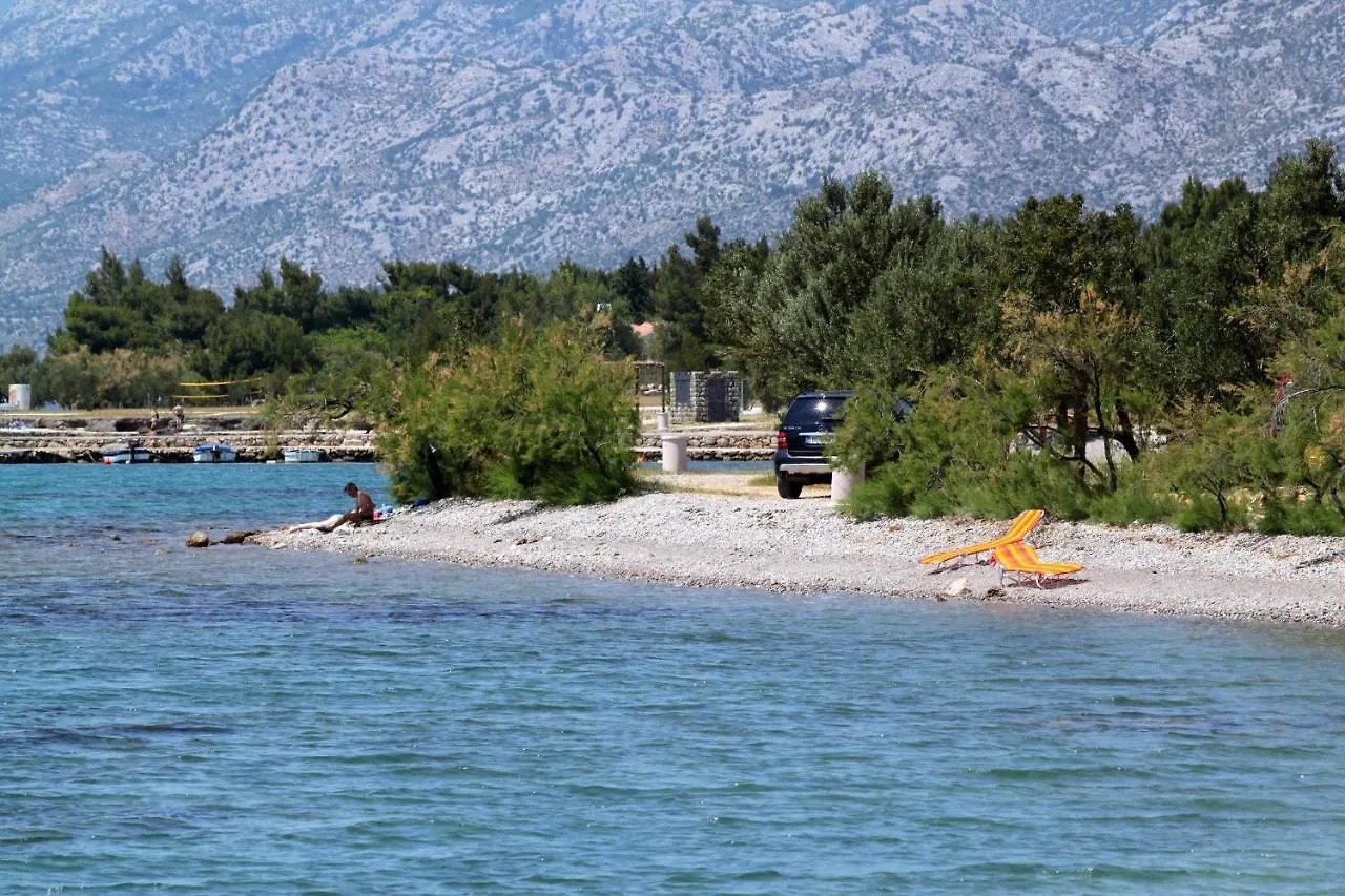 Apartment Starigrad 6587B  ستاريغغاد باكلينتسا